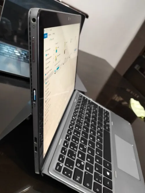 Tablette PC DELL Latitude 7210 2-in-1