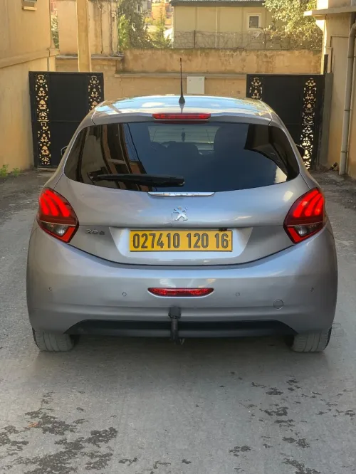 Peugeot 208 2020 Allure Facelift