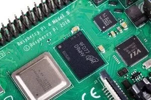 Arduino - Raspberry Pi 4 modéle B , 1 Gb ,2 GB ,4 GB ou 8 GB