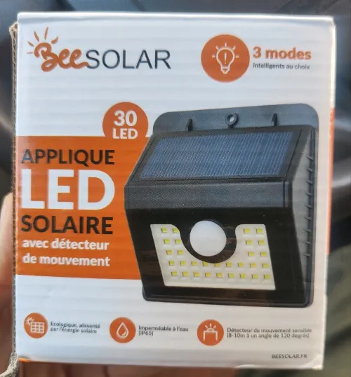 Projecteur Extérieur / Applique Led Solaire avec Capteur de mouvement Étanche Neuf