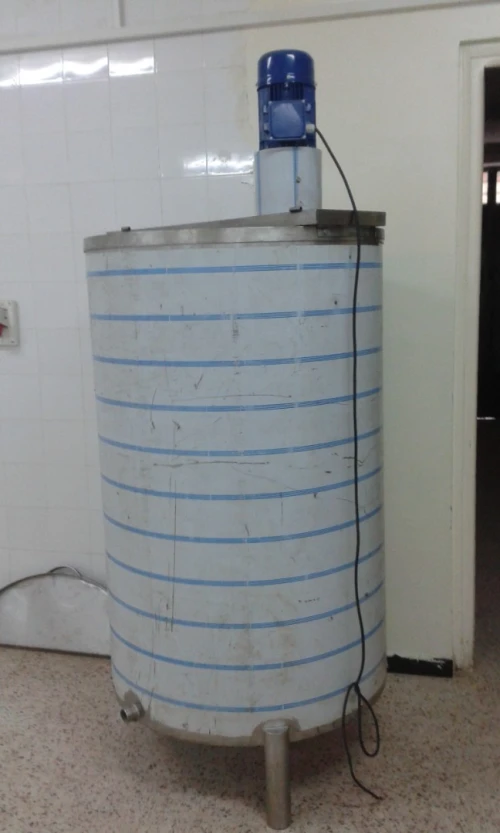 FABRICATION CUVES - CITERNE - TANK - RESERVOIRE - BACS   INOX   تصنيع الخزنات