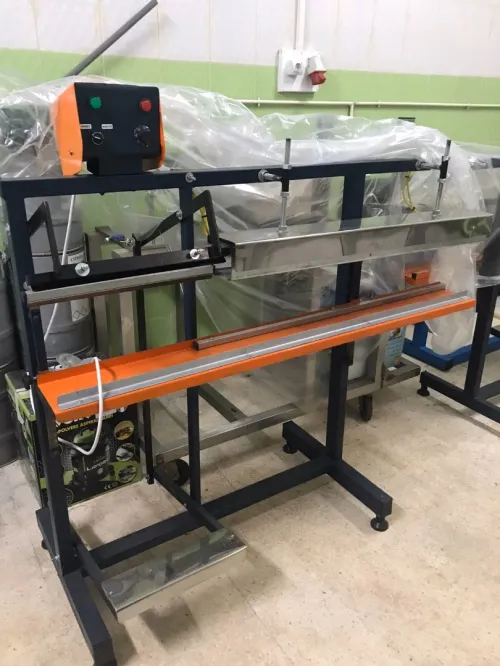 SOUDEUSE BOUTEILLES et SACHETS MANUEL-SEMIAUTO-AUTOMATIQUE FABRICATION  آلات اللحام قارورات وأكياس