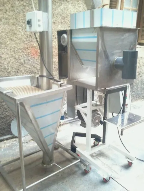 FABRICATION MALAXEUR/MELANGEUR POUDRE - ELEVATEUR POUDRE 