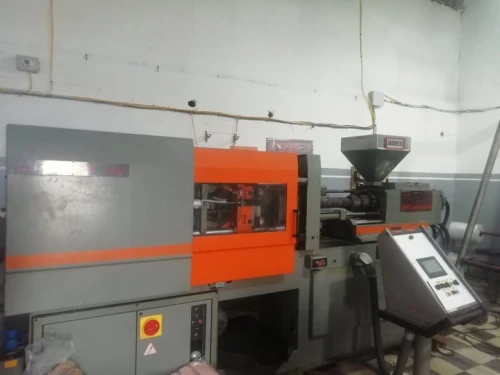 deux press injection sandretto serie sette 95ton/60ton