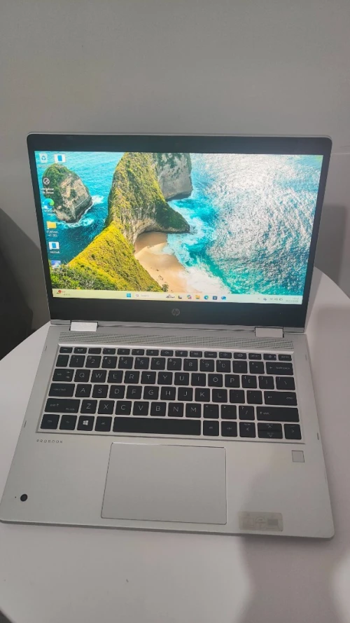 Hp probook x360 13.3 Ryzen 5 5600 16gb ram 256 ssd