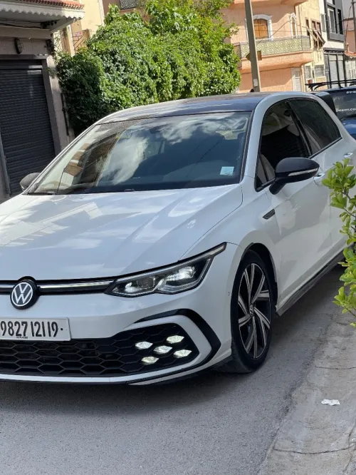 Volkswagen Golf 8 2021 R-Line
