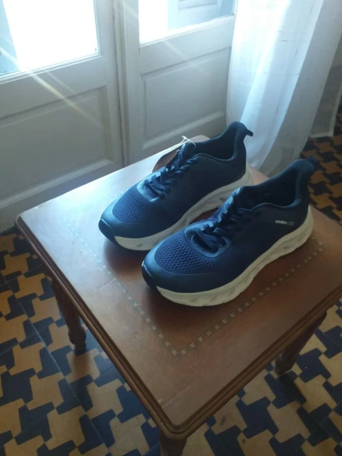 À vendre Chaussures de sport Umbro originales
