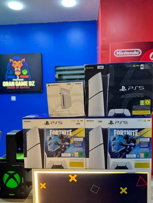 PS5 slim neuf jamais utilisé pack Fortnite européen le jeux inclus