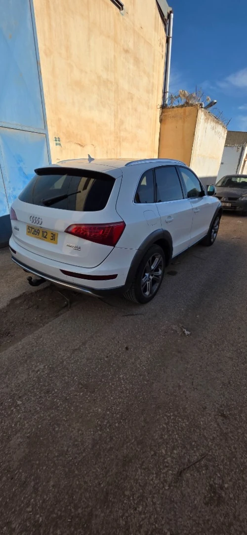 Audi Q5 2012 Off Road