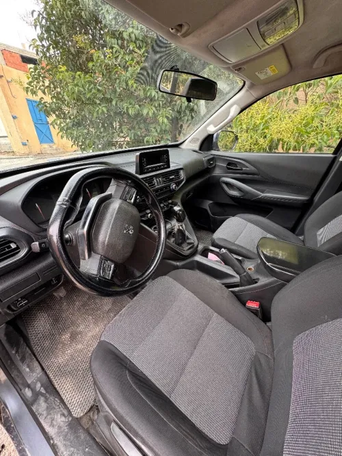 Peugeot Landtrek 2022 2x4