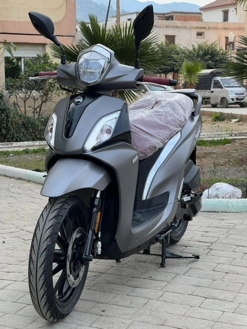 Sym St200 2025