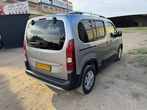 Peugeot Rifter 2021 Alour