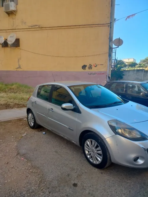 Renault Clio 3 2011 Night and Day