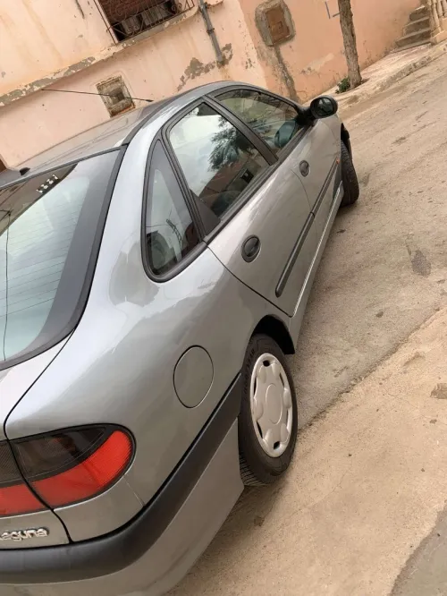 Renault Laguna 1 1996 Laguna 1