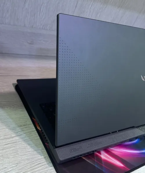 ASUS ROG STRIX G17 (G713RW)