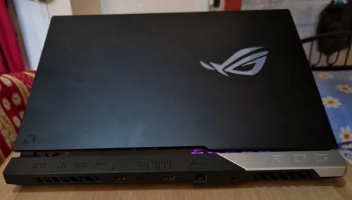 Rog Strix G15 advantage edition