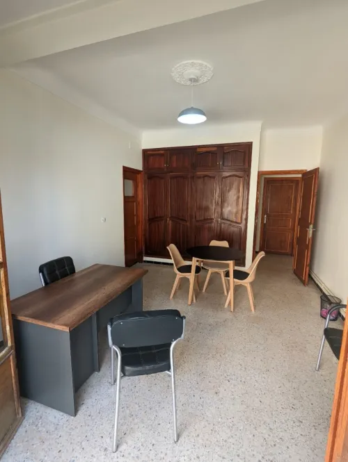 Bureau privatif / Location aux espaces de travail professionnels / bureau privé personnalisé