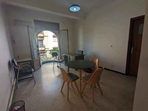 Bureau privatif / Location aux espaces de travail professionnels / bureau privé personnalisé