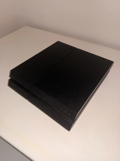 PS4 fat 1To JAMAIS OUVERTE - État Neuf - Version 13.04