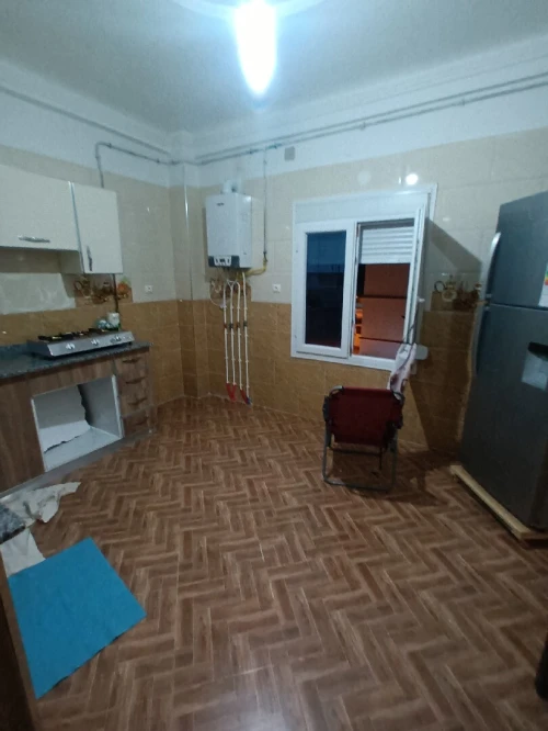 Location Appartement F2 Chlef Tenes