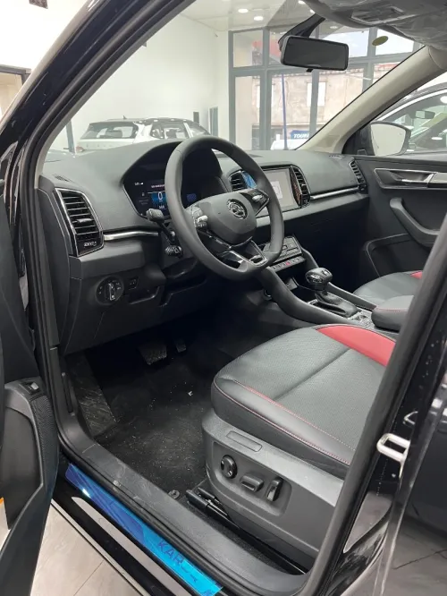 Skoda Karoq 2025 Luxury
