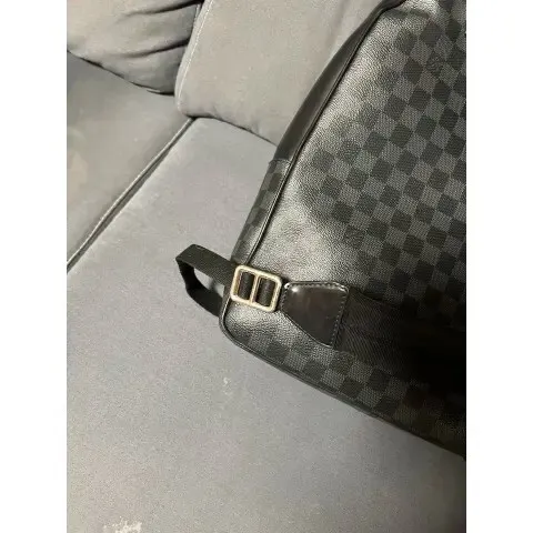 Louis vuitton sac a dos original