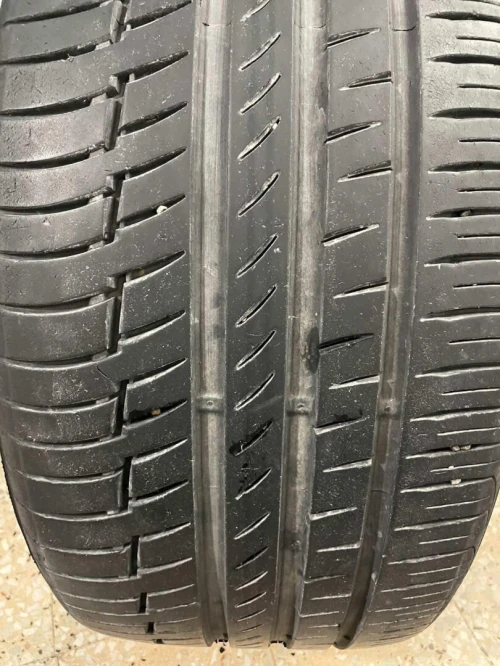 Pneus 275/35 r22 continental