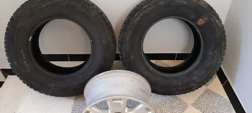 Pneu ford 