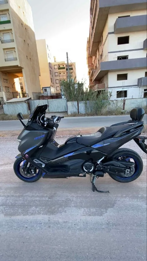 Yamaha Tmax 2017