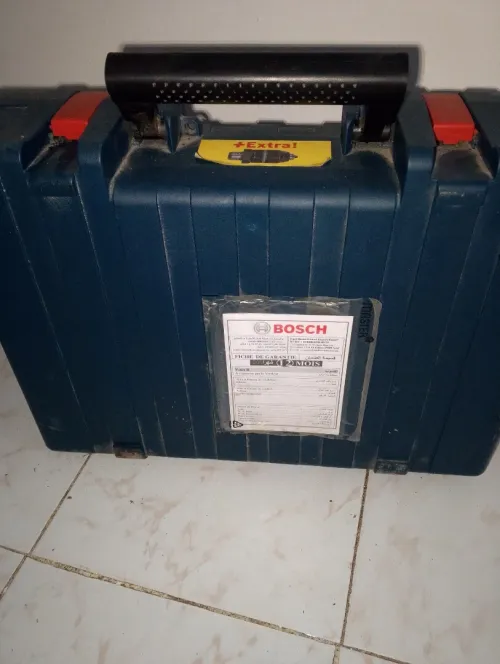 MARTEAU PERFORATEUR 32 900 W BOSCH