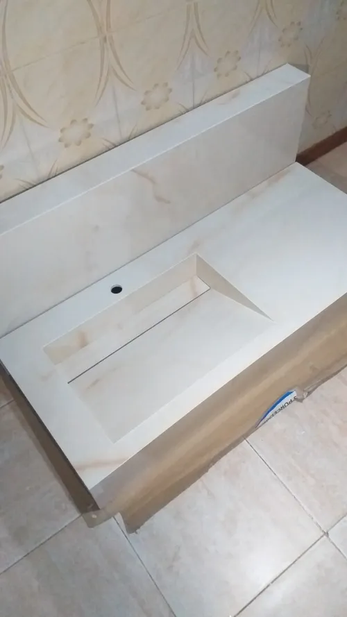 Vasque en porcelaine 