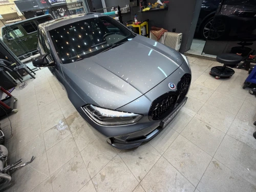 BMW Série 1 2023 M performance