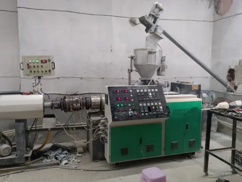 Fabrication Tube PVC