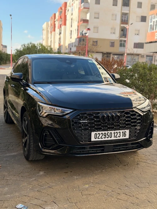 Audi Q3 2023 Sline