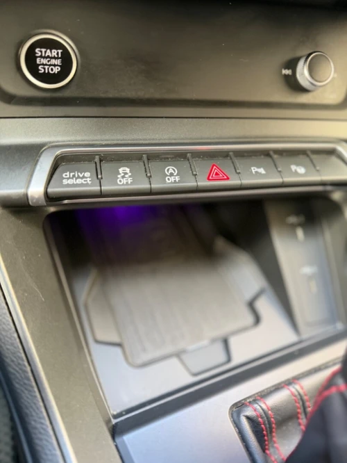 Audi Q3 2023 Sline