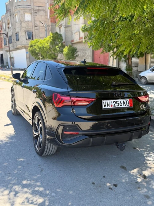 Audi Q3 2023 Sline