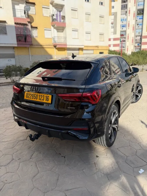 Audi Q3 2023 Sline