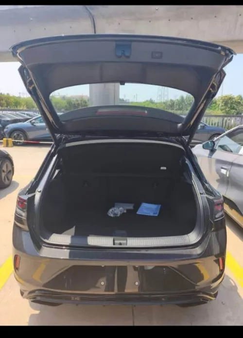 Volkswagen T-Roc 2025 R lone black édition avec sono