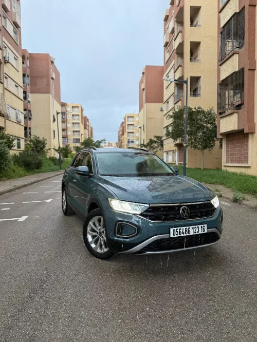 Volkswagen T-Roc 2023 
