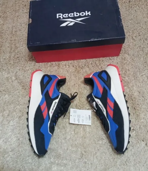 Rebook legacy az original 