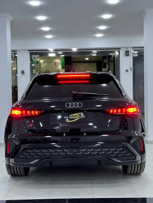 LOCATION DE VOITURE