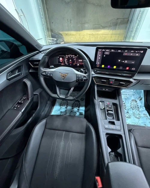 LOCATION DE VOITURE 2025 