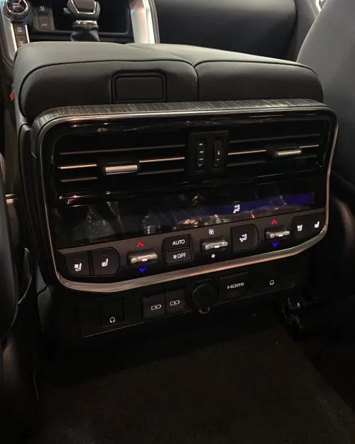 Toyota Land Cruiser  2025 VXR
