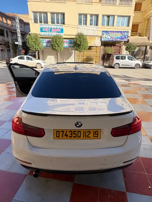 BMW Série 3 2012 Luxury