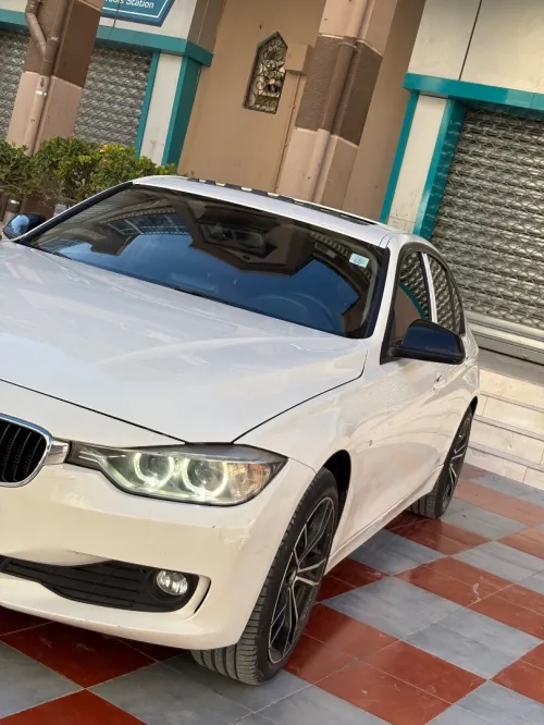 BMW Série 3 2012 Luxury