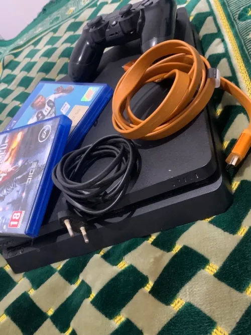 Ps4 slim a vendre