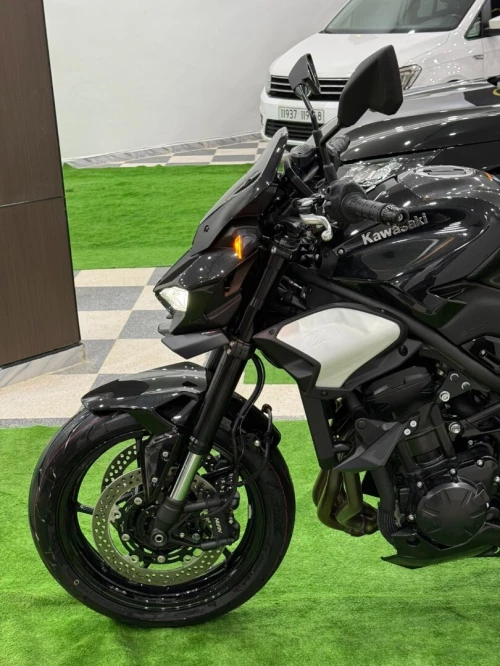 Kawazaki Z900 2026