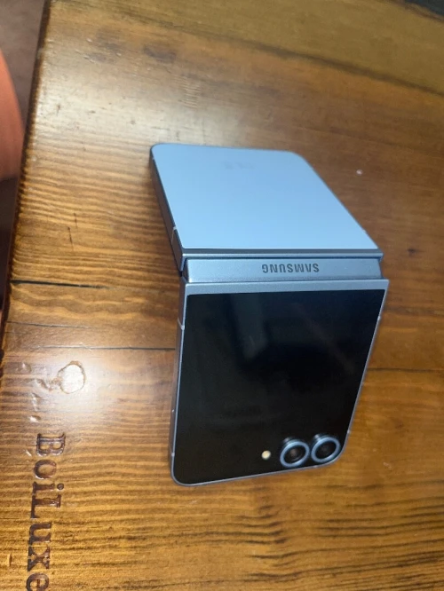 Samsung Z FLIP 6