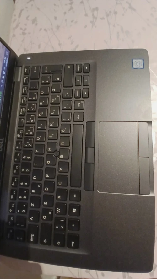 Dell Latitude 5400 
