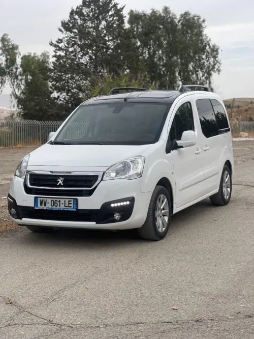 Peugeot Partner 2019 Tepee Allure 